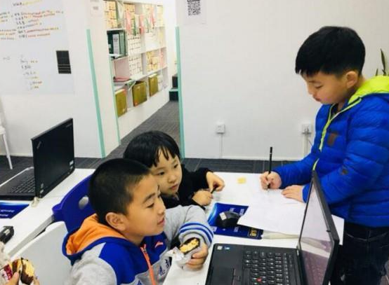 启码未来编程教育加盟