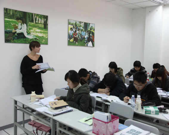 中西桥留学加盟