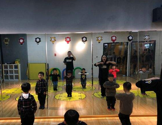 首酷儿童街舞加盟 首酷儿童街舞加盟