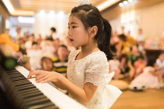 胡瑛婷幼儿音乐中心加盟