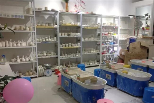 玩泥巴手工陶艺加盟