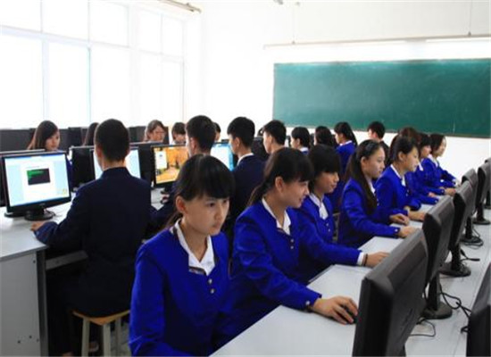 华西英语学校加盟