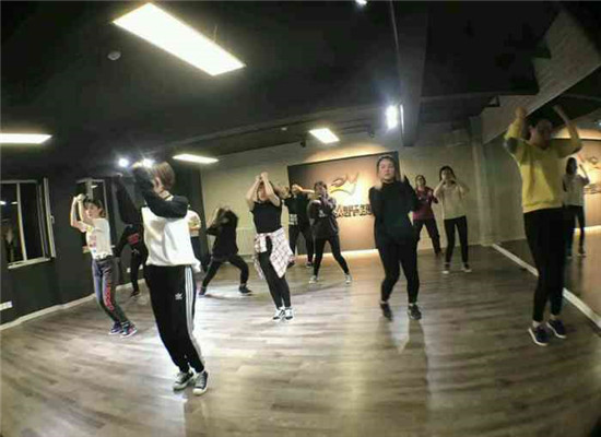 dm-dance舞蹈教育加盟